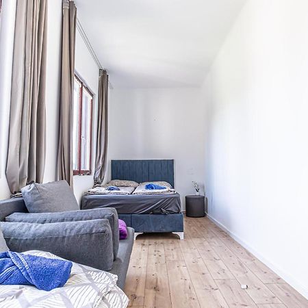 Comfy Rooms In Shared Villa With Terrace And Garden Виена Екстериор снимка