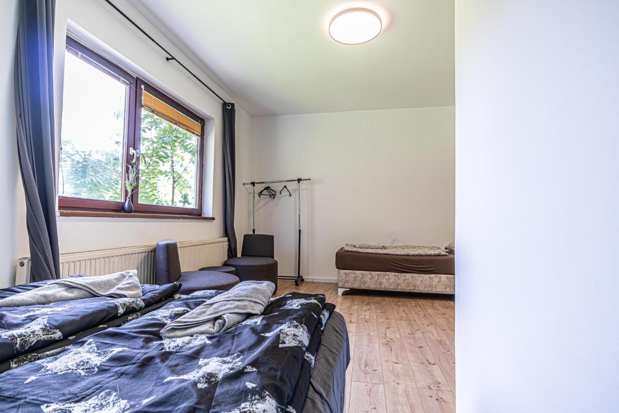 Comfy Rooms In Shared Villa With Terrace And Garden Виена Екстериор снимка