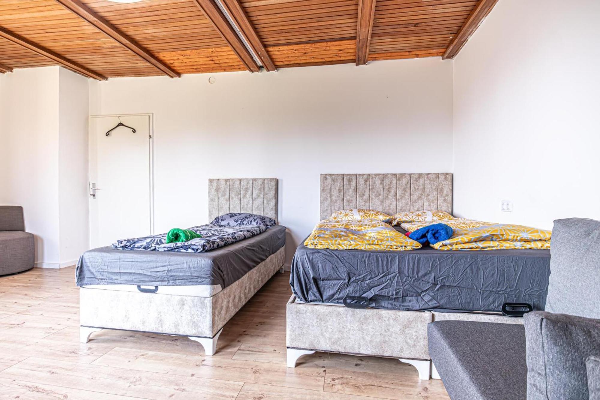 Comfy Rooms In Shared Villa With Terrace And Garden Виена Екстериор снимка