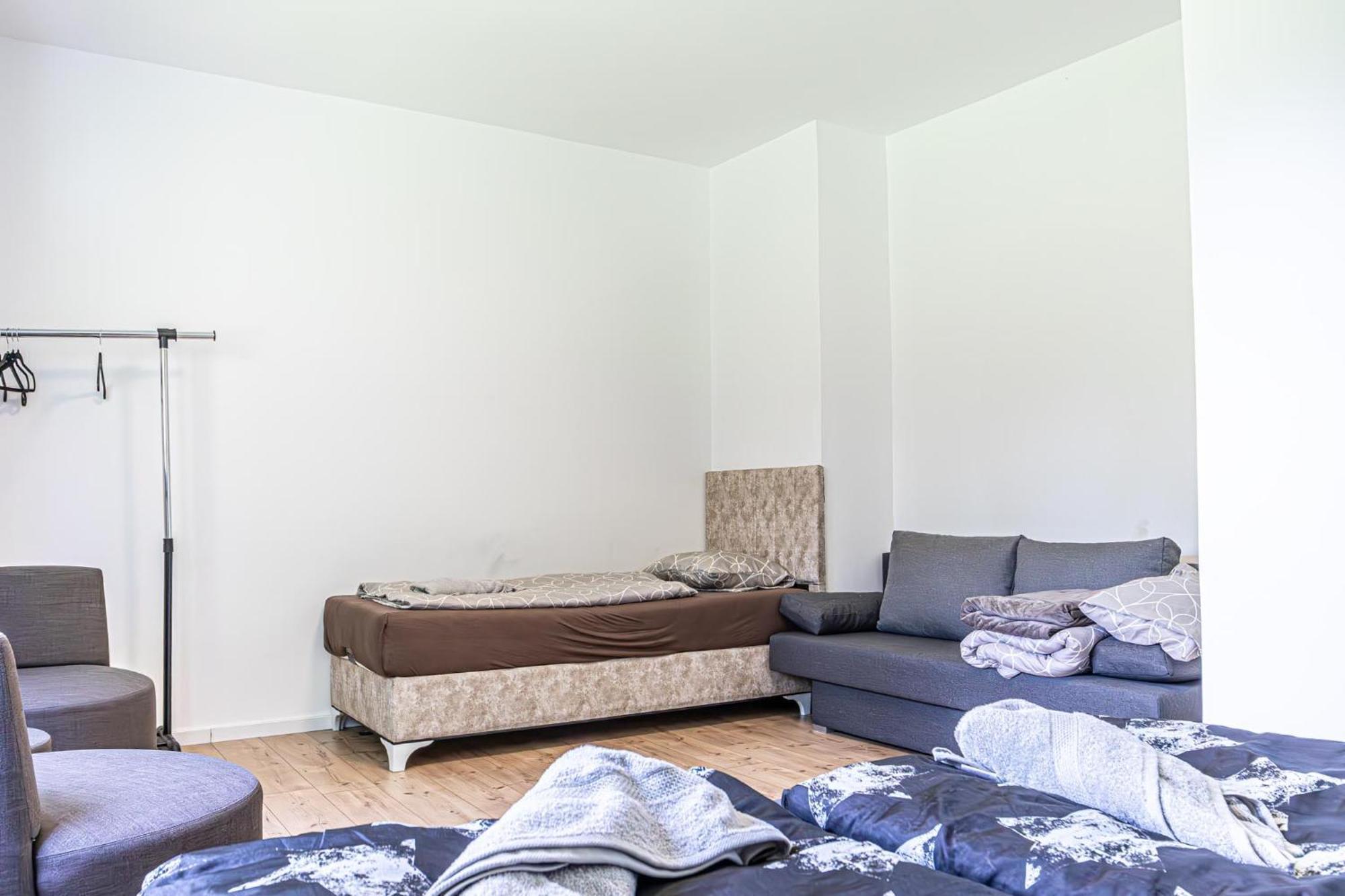 Comfy Rooms In Shared Villa With Terrace And Garden Виена Екстериор снимка