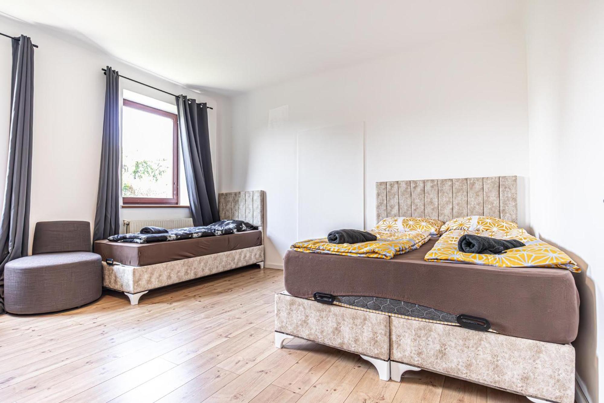 Comfy Rooms In Shared Villa With Terrace And Garden Виена Екстериор снимка