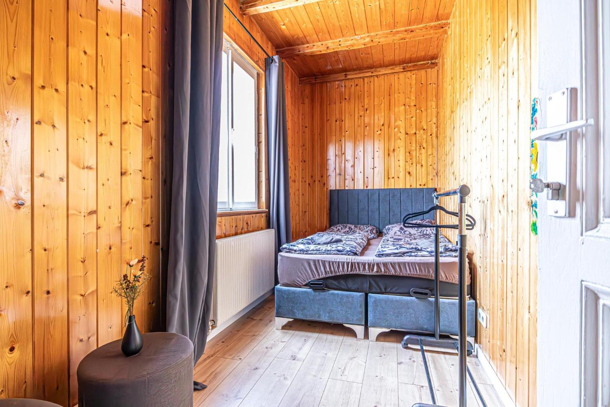 Comfy Rooms In Shared Villa With Terrace And Garden Виена Екстериор снимка