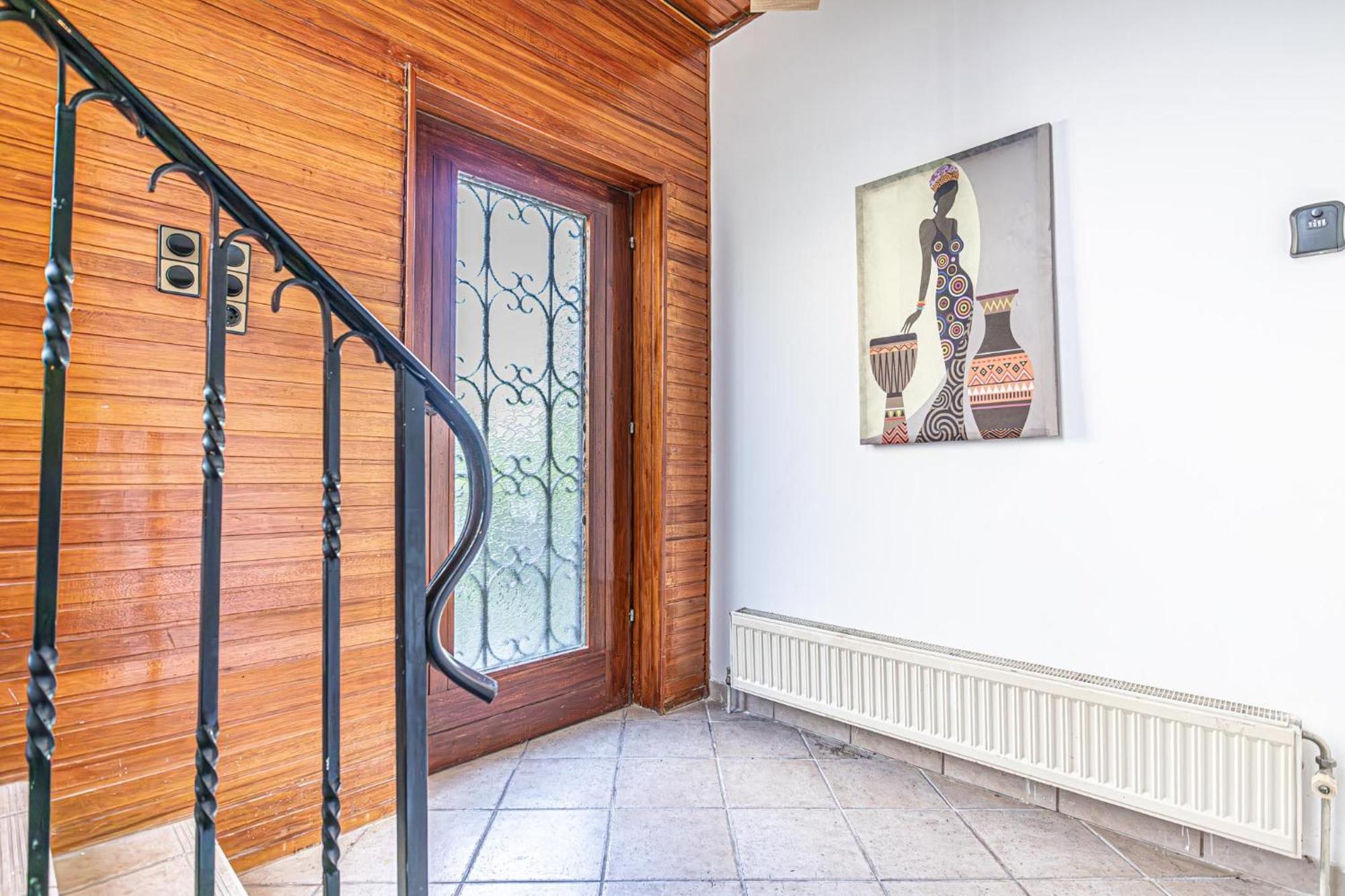 Comfy Rooms In Shared Villa With Terrace And Garden Виена Екстериор снимка