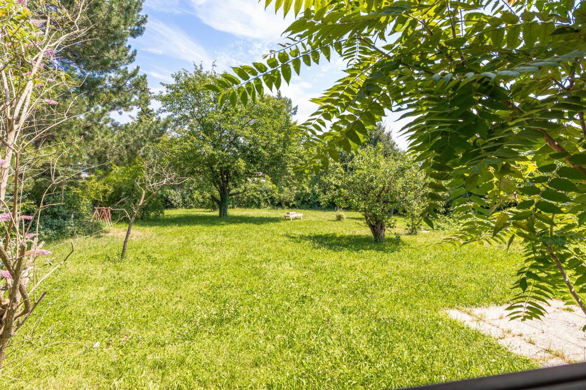 Comfy Rooms In Shared Villa With Terrace And Garden Виена Екстериор снимка